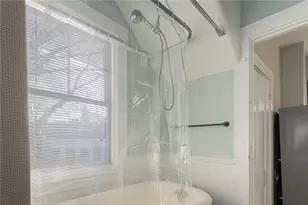 21 Spring St, Newport, RI 02840 - Photo 21