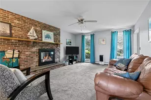 20 Morrison Ave, Middletown, RI 02840 - Photo 5