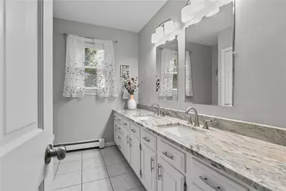 20 Morrison Avenue, Middletown, RI 02840 - Photo 21