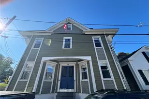 35 Brewer St, Newport, RI 02840 - Photo 17