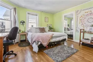 35 Brewer St, Newport, RI 02840 - Photo 9