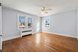 25 Newfield Ave, Warwick, RI 02888 - Photo 15