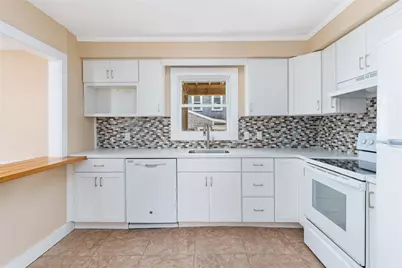 23 Holland Street #1, Newport, RI 02840 - Photo 5