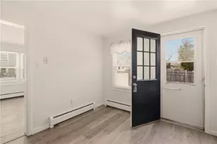 1 Aquidneck Dr, Middletown, RI 02842 - Photo 1