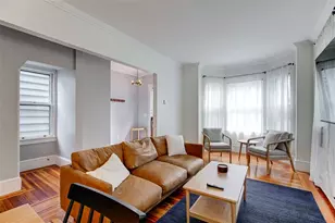 7 Division St, Newport, RI 02840 - Photo 5