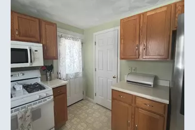 151 Dover Avenue, East Providence, RI 02914 - Photo 3