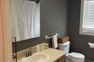 151 Dover Ave, East Providence, RI 02914 - Photo 15