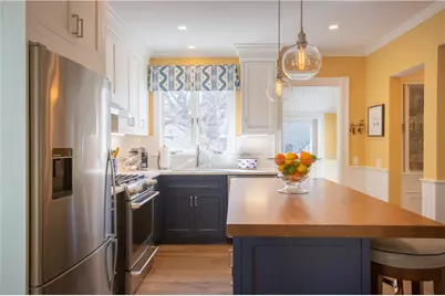 21 Lee Avenue, Newport, RI 02840 - Photo 13