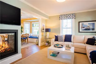 21 Lee Ave, Newport, RI 02840 - Photo 3