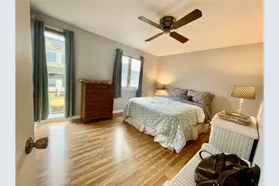 106 Swinburne Row, Newport, RI 02840 - Photo 17