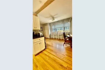 106 Swinburne Row, Newport, RI 02840 - Photo 5