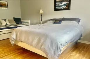 106 Swinburne Row, Newport, RI 02840 - Photo 21