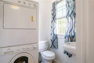 446 Broadway, Newport, RI 02840 - Photo 15