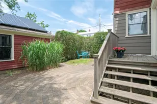 446 Broadway, Newport, RI 02840 - Photo 5