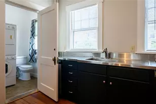 446 Broadway, Newport, RI 02840 - Photo 11