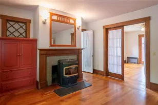 446 Broadway, Newport, RI 02840 - Photo 21