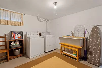 65 Marion Avenue S, Cranston, RI 02905 - Photo 39