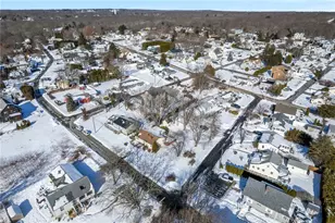 8 Anchorage Rd, Narragansett, RI 02882 - Photo 11