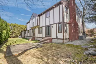 82 Mountain Laurel Dr, Cranston, RI 02920 - Photo 43