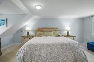 206 Reservoir Rd, Middletown, RI 02842 - Photo 23