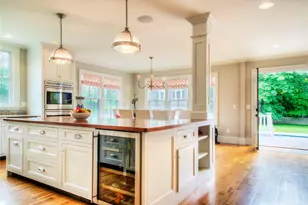 15 Berkeley Ave, Newport, RI 02840 - Photo 5