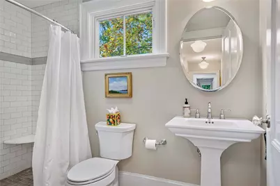 15 Berkeley Avenue, Newport, RI 02840 - Photo 17