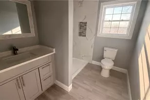 35 Hurley Ave, Pawtucket, RI 02860 - Photo 11