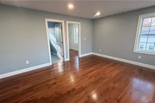 35 Hurley Ave, Pawtucket, RI 02860 - Photo 9