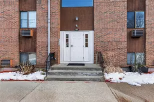 117 John St, Lincoln, RI 02865 - Photo 1