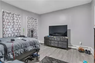 38 Mitchell St, Providence, RI 02907 - Photo 17