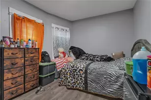 38 Mitchell St, Providence, RI 02907 - Photo 31