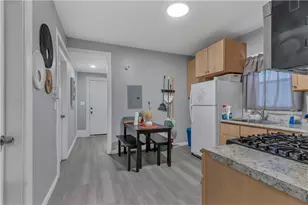 38 Mitchell St, Providence, RI 02907 - Photo 5