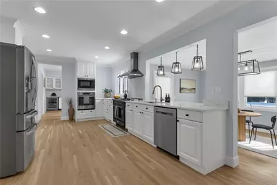 275 Meshanticut Valley Parkway, Cranston, RI 02920 - Photo 13