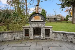 275 Meshanticut Valley Pkwy, Cranston, RI 02920 - Photo 43