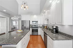 14 Bella Vista Cir, Glocester, RI 02814 - Photo 11