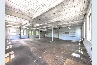 325 Illinois Street, Central Falls, RI 02863 - Photo 21