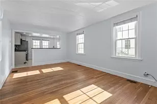 22 Phillips Ave, Warwick, RI 02888 - Photo 7