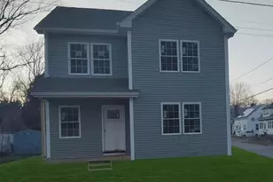 25 Arnold St, East Providence, RI 02915 - Photo 1