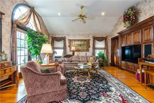 90 Putnam Ave, Johnston, RI 02919 - Photo 29