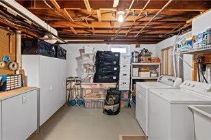 57 Delway Rd, Cranston, RI 02910 - Photo 21