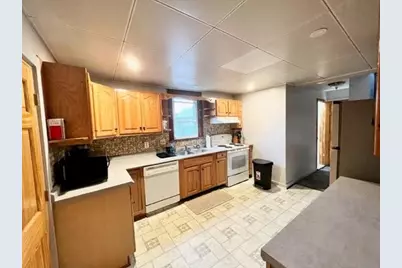 10 Hammond Street #B, Newport, RI 02840 - Photo 3