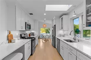 93 Riverside Dr, Wakefield, RI 02879 - Photo 17