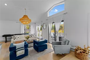 93 Riverside Dr, Wakefield, RI 02879 - Photo 11