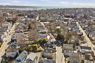 21 Clinton Ave, Newport, RI 02840 - Photo 3