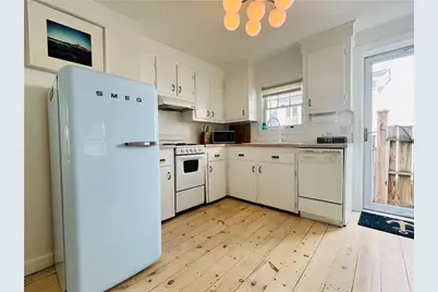 39 Pope Street, Newport, RI 02840 - Photo 13