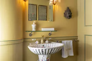 115 Narragansett Ave, Newport, RI 02840 - Photo 37