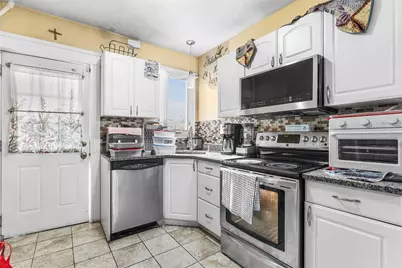 489 Benefit Street, Pawtucket, RI 02861 - Photo 7