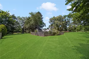 569 Turner Rd, Middletown, RI 02842 - Photo 39