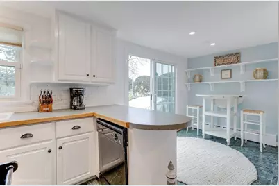 569 Turner Road, Middletown, RI 02842 - Photo 15