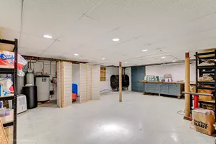 569 Turner Rd, Middletown, RI 02842 - Photo 33